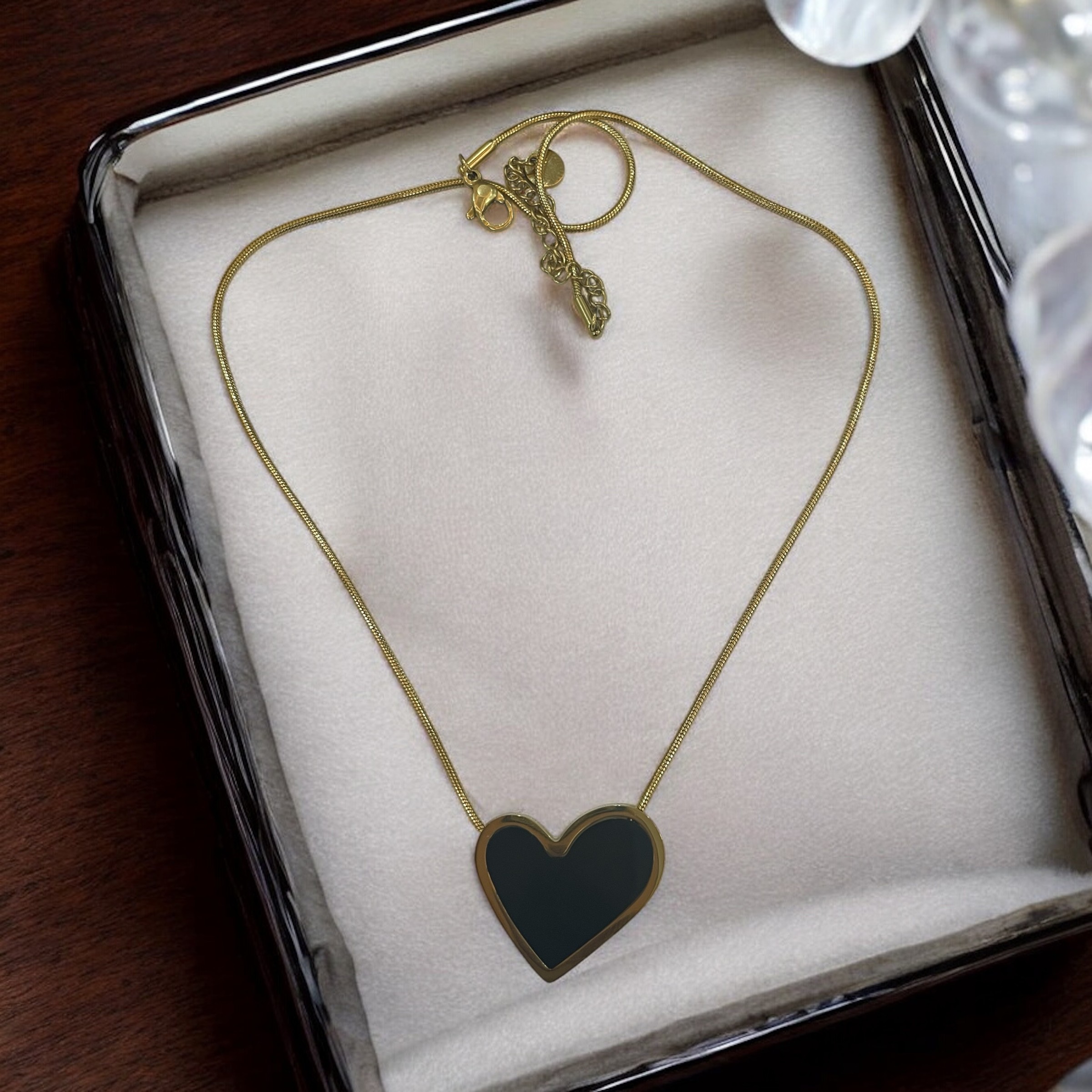 000151-Photoroom Stainless Steel Dark Gray Heart Shaped Necklace - Image 1