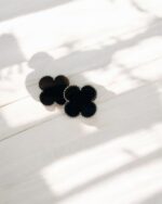 Van cleef alhambra studs Earring